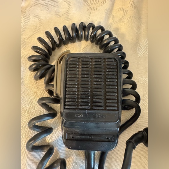 General Electric Model 3-5801A 40 Channel PLL System CB Radio NOT TESTED - Picture 3 of 12